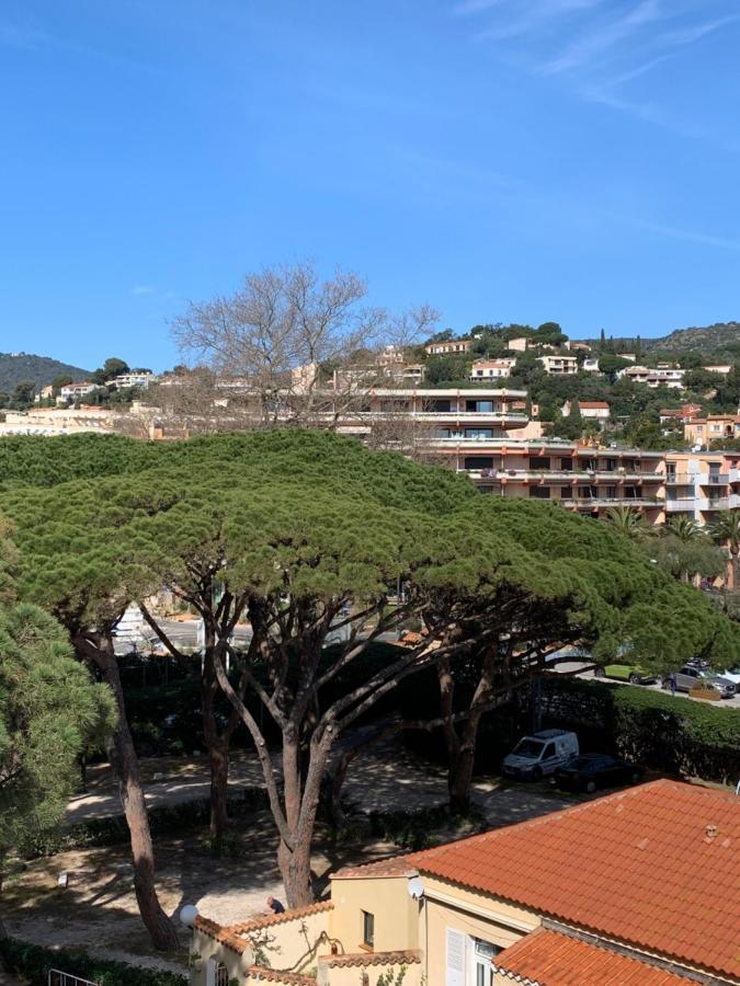 Hôtel Beau Rivage Le Lavandou Exterior foto